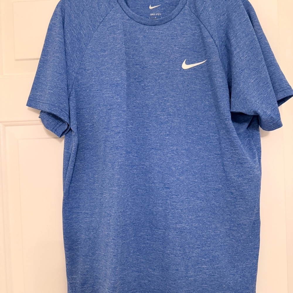 Nike Swim Dri-Fit Men's Heathered Blue Short Sleeve Tee Large EUC - Picture 1 of 6